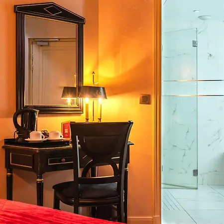 Hotel De L'empereur By Malone 3*