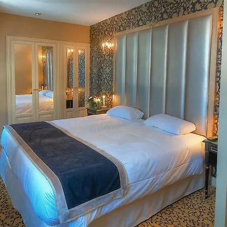 De L'empereur By Malone 3* París