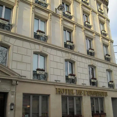 De L'empereur Hotel 3*