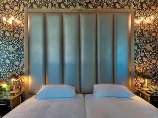 دو لوأمبيرور 3*