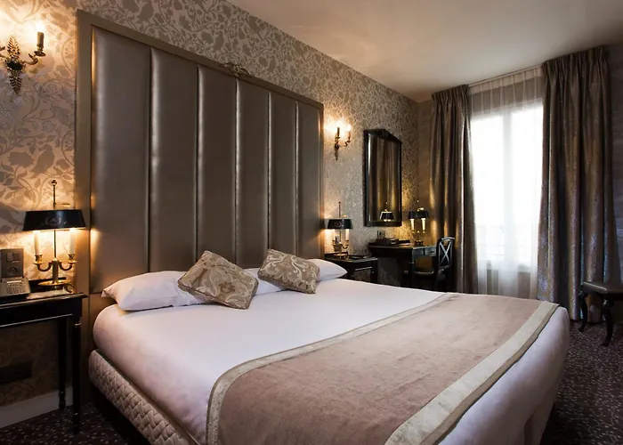 De L'empereur By Malone Hotel
