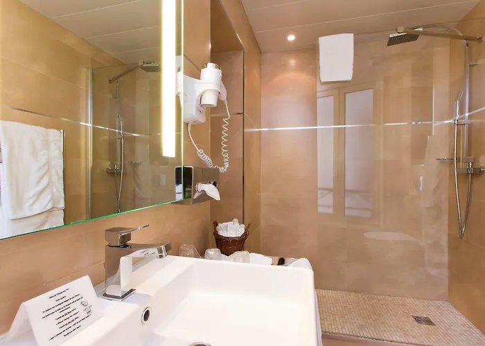 Hotel De L'empereur Paris