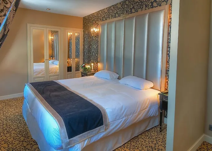 De L'empereur 3* Paris